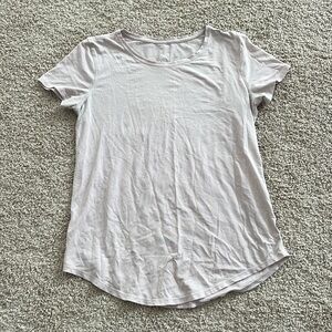 LULULEMON TSHIRT